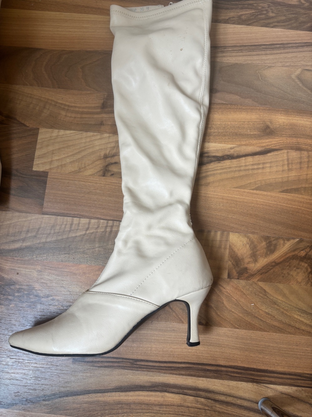 Women’s Tall Pointed-Toe Knee High Boots - Cream - Picture 5 of 7